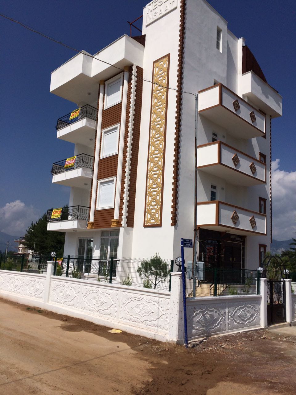 ANTALYA / DÖŞEMEALTI / BAHÇEYAKA 43 ADA 1 PARSEL